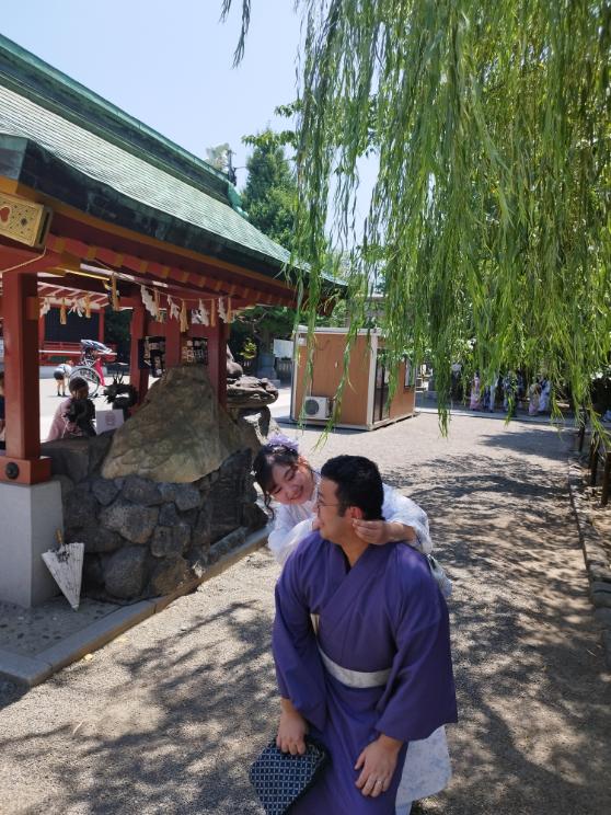 משחקים במחבואים